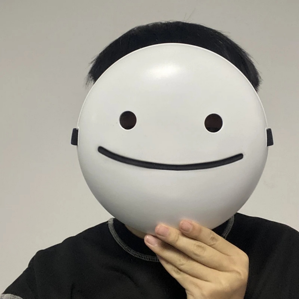 أنيمي حلم تأثيري ابتسامة قناع  - مراجعة Anime Cosplay Website وسعره